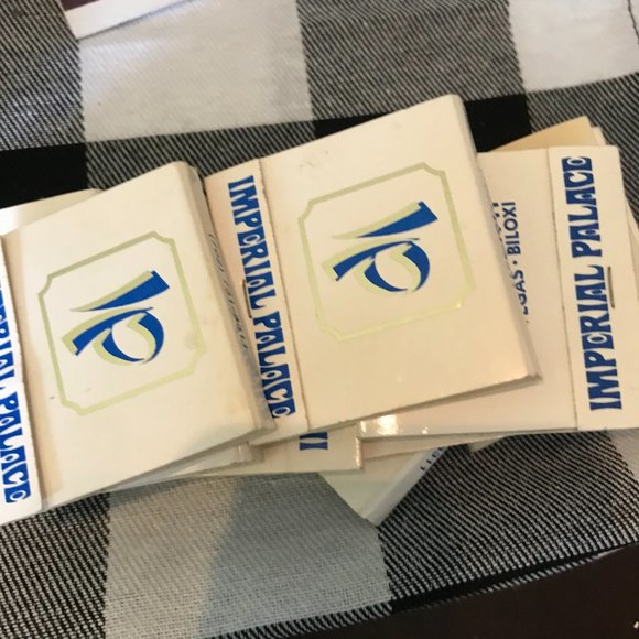 68 Former Las Vegas Hotel Matchbooks Aladdin Stardust Sands Imperial Palace etc - Picture 6 of 12